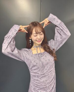 Yu Serizawa Instagram - ・

ユメステ特番でした！

みんなより先輩の蕾らしく
ちょっと大人っぽゆうちゃん、いかがかね？💜

私服
ワンピース　@rienda_official 
ブーツ　@zara

#猫足蕾
#ユメステ
#ワールドダイスター