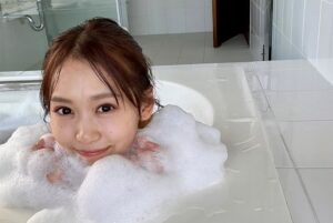 Actress Yu Serizawa HD Photos and Wallpapers December 2024