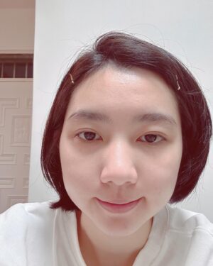 Yuto Lin Instagram - 新年快樂🥹
2025的新希望就是
粉刺不要再那麼多了🥲
🥲🥲🥲
還有想要趕快回星巴克上班😊
最近的記憶力好差😭😭
謝謝大家的祝福唷也希望大家都身體健康平安喜樂❤️
（這張照片超醜的啦齁唷🤬😡
還是要跟大家說一聲2025快快樂樂的🤗🤗