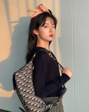 Zhou Ye Instagram - 🖼️ #DiorDJourney @dior