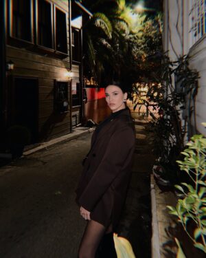 İlayda Aydın Instagram - Kararlılıkta benim gibi olun postu ✨🤭