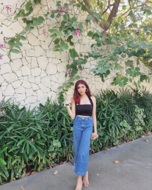 netri nisarg trivedi Instagram - 🖤
Til we meet again Red hair… 🫶