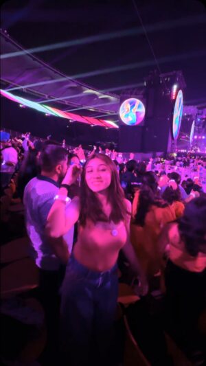 netri nisarg trivedi Instagram - Thankyou coldplay for making me fulfill my teenage dream… 
I used to dim lights of my room and play your songs to get the “vibe” as a 15 year old
And now IT HAS HAPPENED for real… so dreamlike and beautiful❤️

#coldplay #coldplayconcert #ahmedabad #coldplayworldtour #coldplayindia #netritrivedi