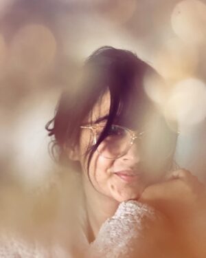 upma Sharma Instagram - Rise and shine! Good morning to all the amazing people who bring positivity and joy to my life.🧚🏻‍♀️
📸 @karanvoraha 
#upmasharma #upmasharmaofficial #goodmorning #happyvibes #positivity