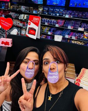 vaishnavi naaiyak Instagram - Day1 - SriLanka 
.
.
.
.
.
#trip #vacation #colombo #srilanka #friends #girlstrip #flight