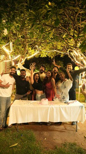 vaishnavi naaiyak Instagram - Feb-02-2025 🎂 💃 ❤️🧿 Thanks to my Universe for all of this❤️D. Asusual the day is filled with happiness 😂 drama 🎭 laughter. Lots of love to u all! You guys knew ur all my support system ❤️ love you all @srini_dinesh_ @gowrijanapillai @janagankrishnamoorthi @vibhuraman @ravikumar_kumaran @_._ronin___ @venkatjc @madhumitha.h_official

#videoedits _ @shk_photography_30

#birthday #birthdaycake #love #enjoy #friends #friendship #celebration #february