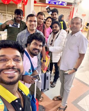 vj Santhiya Instagram - பொங்கல் பண்டிகையையொட்டி பாத்தாம் தமிழ் சங்கம் ஏற்பாடு செய்திருந்த நிகழ்ச்சியில் நாங்கள் அனைவரும் பங்கேற்று அனைவரையும் மகிழ்வித்தோம். எங்களை நன்றாகக் கவனித்து உபசரித்ததற்காக பாத்தாம் தமிழ் சங்கத்திற்கு எங்கள் மனமார்ந்த நன்றியைத் தெரிவித்துக் கொள்கிறோம். மேலும், என்னுடன் ஒத்துழைத்ததற்காக எனது KPY குழுவிற்கும் மனமார்ந்த நன்றியைத் தெரிவித்துக் கொள்கிறோம்.