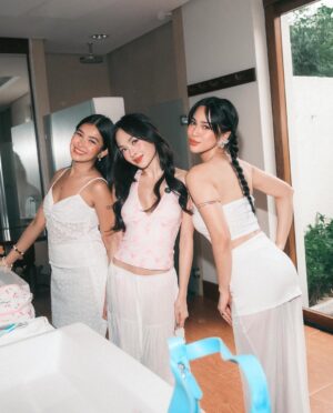 AC Bonifacio Instagram - ur fav rsg girlies 💋

@readysetglowph