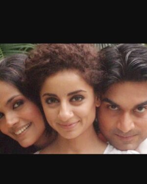 Aamina Sheikh Instagram - We've come a long way my friend @sarwatg 😘
From 'Ishq Gumshuda' to taking our babies to playgroups together to the journey of becoming whole in ourselves! 
May we continue to grow from strength to strength 🤲🏼♥️
Love you.
.
.
.
.
.
.
.
.
#friendship #womanhood #womenoftheworld #strongertogether #workingmothers #strength #unity #joy #ishqgumshuda #humtv #dramaserial