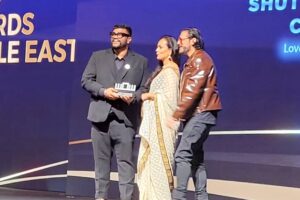 Aamina Sheikh Instagram - Was wonderful sharing the stage with our very own music legend @faisalkapadia at the WOW Awards Middle East where we got the opportunity to celebrate and present Excellence Awards to the best in the Experiential industry of the region!
.
.
.
Special shout out and cheers for @friehaaltaf and @farazmanan who won Awards in their respective categories of expertise representing Pakistan on this 
regional platform 🙌🏽💫❤️
.
.
.
@wowawardsme 
@conraddubai