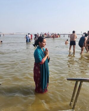 Aastha Chaudhary Instagram - Kuch aisa raha hamara kumbh .
Some journeys change you forever. Kumbh was one of them. 12 days, multiple dips at sangam and moments that felt like eternity. In the chaos of Kumbh, I found a rare kind of peace.
From the first holy dip to the last golden sunrise—Kumbh was a journey of faith, energy, and something beyond words.....😇
Har Har Mahadev 🙏
#gratitude #blessed #mahakumbh