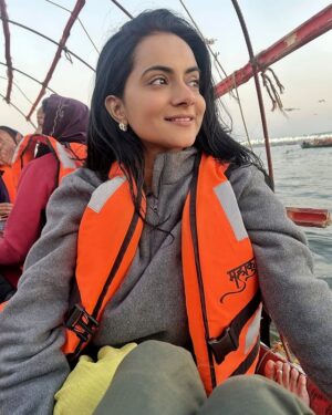 Aastha Chaudhary Instagram - Kuch aisa raha hamara kumbh .
Some journeys change you forever. Kumbh was one of them. 12 days, multiple dips at sangam and moments that felt like eternity. In the chaos of Kumbh, I found a rare kind of peace.
From the first holy dip to the last golden sunrise—Kumbh was a journey of faith, energy, and something beyond words.....😇
Har Har Mahadev 🙏
#gratitude #blessed #mahakumbh