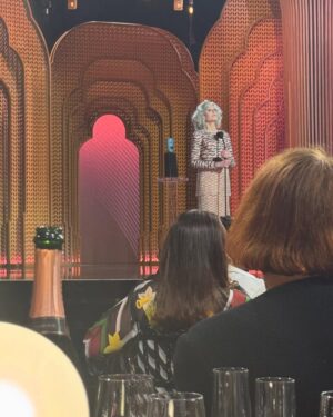 Abby Elliott Instagram - 🍋SAG awards 2025🌟 @thebearfx