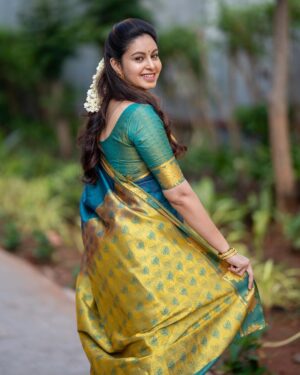 Abhinaya Instagram - #mookuthiamman2 📸 @portraitsbylokesh
