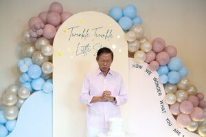 Acha Sinaga Instagram - Core memory added 🥹,
our Third Gender Reveal💕💕💕💕💕
Beautiful decorations by @3wiseparty 
Photo captured by @dennytanos