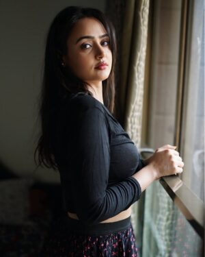 Aditi Rawat Instagram - Calmness over chaos.🌹
📸 - @siddharthamportraits 
.
.
.
#ɴᴇᴡᴘᴏsᴛ #picturs #aditirawat #instalooks #lookbook #fashionstyle #photoofthedays #instapicture