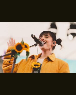 Aditi Saigal Instagram - From attending @lollaindia two years in a row to playing a sunset slot 🌻

Can't wait!!!!!