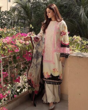 Adla Khan Instagram - #inteqam 
👗 @faizafaisalbyittehad 
@sairarizwan_official x @ittehad.official