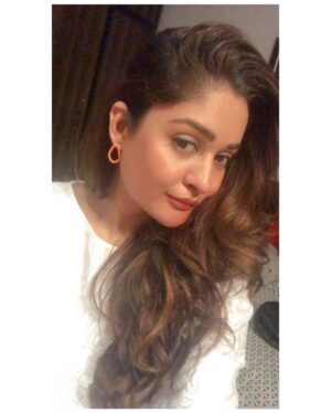 Adla Khan Instagram - 🤍
