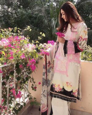 Adla Khan Instagram - #inteqam 
👗 @faizafaisalbyittehad 
@sairarizwan_official x @ittehad.official