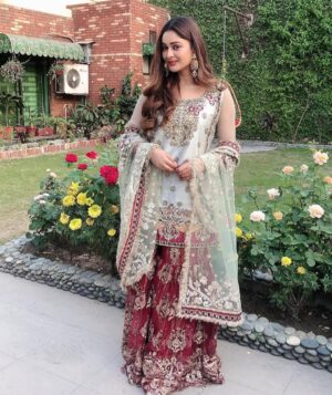 Adla Khan Instagram - 👗 @sairarizwan_official