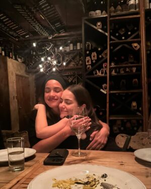 Adria Arjona Instagram - I’ll never forget this weekend. I got to launch my perfume with @moroccanoil . Celebrated 50 years of the greatest show on TV @nbcsnl . Saw friends and family.  All while holding my partners hand. What more can a girl ask for.
