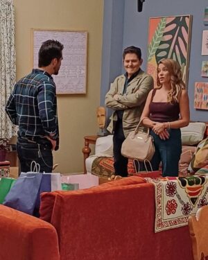 Adriana Fonseca Instagram - Papas por conveniencia dump.
_______
Este domingo ya el final de este bello proyecto ✨
This Sunday marks the end of this beautiful project.
.
.
#papásporconveniencia #tv #cute #actress #lifestyle #memories
