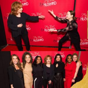 Adrienne C. Moore Instagram - Looking back on opening night ♥️

📷: @dannybristollphoto
