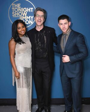 Adrienne Warren Instagram - Thank you @jimmyfallon and everyone at @fallontonight for supporting @thelastfiveyears. 
Also, JIMMY!!!!! Thank you for the best First Preview gift basket!! I will use every bit of it!!! @jimmyfallon 🙌🏾🫶🏾

Styling: @shionat 
HMU: @geobrianhmu
📸: @toddowyoung