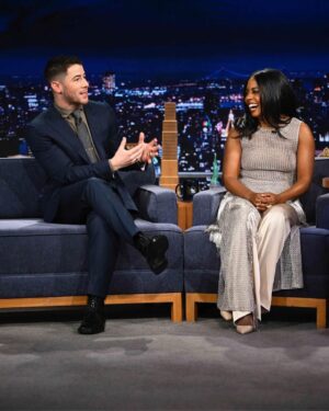 Adrienne Warren Instagram - Thank you @jimmyfallon and everyone at @fallontonight for supporting @thelastfiveyears. 
Also, JIMMY!!!!! Thank you for the best First Preview gift basket!! I will use every bit of it!!! @jimmyfallon 🙌🏾🫶🏾

Styling: @shionat 
HMU: @geobrianhmu
📸: @toddowyoung
