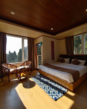 Adrija Ghoshal Instagram - A day at @hotelmahakala in Lava, Kalimpong 😍
