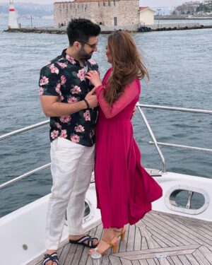 Aiman Khan Instagram - Together forever ♥️💋 
@muneeb_butt