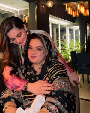 Aiman Khan Instagram - Thankyou for all your lovely wishes ♥️ 
Missing my better half on our birthday a little too much @minalkhan.official ♥️