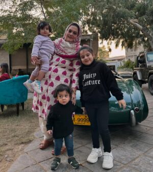 Aiman Khan Instagram - Love days like these ♥️😍🥰