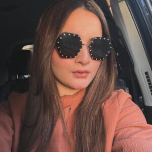 Aiman Khan Instagram - Sweet December ♥️