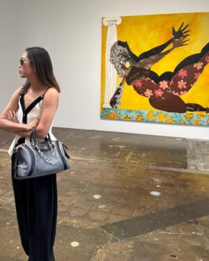 Aimee Song Instagram - Gallery hopping in LA 🤍