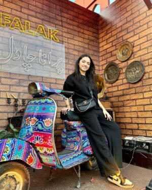 Aina Asif Instagram - Instagram vs reality

My favourite brands:
@mvapparel_ (Dress)
@moonlight.os.official (Bag)

#ainaasif #instagram #instagood #explorepage #explore