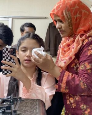 Aina Asif Instagram - What a journey it was. I can’t believe that you guys liked MayiRi so much. Thank you all and I’m so grateful to you guys and Allah. From the bottom of my heart I am so thankful to Annie and what she has done for me. I wouldn’t have done it without the one and only @meesamnazar . A big brother and mentor. He guided me so much and believed in me when I was at my lowest. 
PS: this album is just a small collection of memories we made. 

#ainaasif #MayiRi #instagood #instagram #explore #explorepage