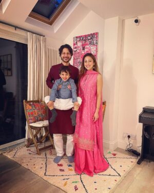 Ainy Jaffri Instagram - Eid Mubarak 🌸