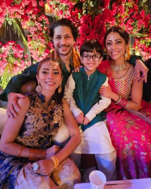 Ainy Jaffri Instagram - Shaadi snaps ❤️