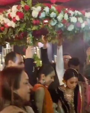 Ainy Jaffri Instagram - Shaadi snaps ❤️