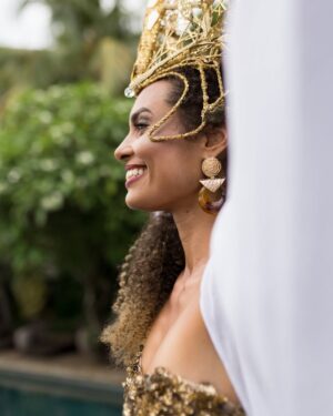 Aisha Jambo Instagram - hora de colocar o bloco na rua... Aquele momento carnaval que só sabe quem vive. Bom carnaval a todos!

📸: @filmbygabis