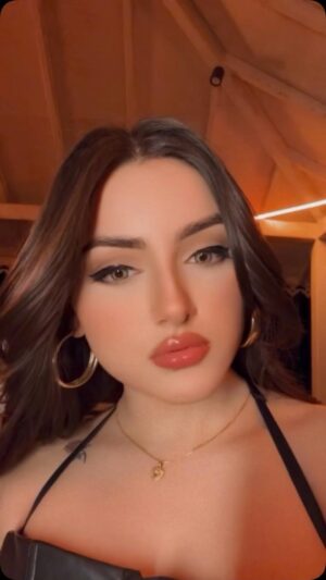Aisha Yusuf Instagram - My love will be justttt……🧡
.
.
.
.
#foryoupage #fyp #repost #reel #instareel #intargram #intagood #kpop #makeuplover #dressedup #instadaily
#MakeupInspo #BeautyReels #Fashionista #GlowUp #MakeupTutorial #EverydayMakeup #FlawlessFinish #BeautyCommunity #MakeupLovers #InstaBeauty #ReelBeauty #MakeupInspiration #BeautyTrends #TrendingNow