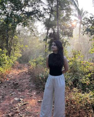 Aishani Shetty Instagram - ಎನ್ನ ಊರು 🌴