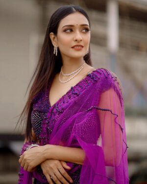 Aishwarya Khare Instagram - 💌✨
.
 Outfit- @ankurjofficial 
@thewisedesign 

Styled by - @pranavi_chandna ❤️😘

MUA - @makeupbyfarhan

Photographer- @shadank_photography