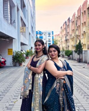 Aishwarya Murali Instagram - To my mom—the first woman I ever looked up to. No matter the number of difference of opinions we might have,  your unwavering love, strength and sacrifices have shaped me in more ways than I can express.

To my sister—my nightime baking partner, life wouldn’t be the same without our endless conversations, the food tour dreams and the unspoken bond we carry.

To the most beautiful ladies who walked into my life unexpectedly but settled in like family—you have been nothing short of a blessing. Amongst busy schedules and hour long talks  and rare meet ups, you have given me support and a kind of friendship that feels like home.

I never imagined I’d find such meaningful connections from the unexpected places, but here you are, making my world brighter with your love and presence.

Each of you has inspired me in ways you may never fully realize and I am endlessly grateful to have you all in my life.

Today, I celebrate you. I celebrate your existence. Thank you for being you.

To all the incredible women in my life - A Happy Women's Day ✨💞🌻
.
.
.
#womensday2025 #happywomensday #womenempowerment #happywomenday #girltribe #womenforwomen #womenhood #internationalwomensday #empoweredwomen #explorepage✨ #explorefeed #explorepages #womensdayspecial