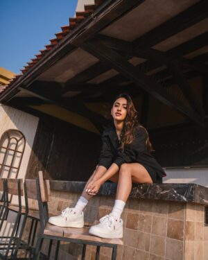 Akansha Ranjan Kapoor Instagram - ARK for @arks 👟😼