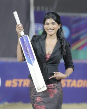 Akshaya Shetty Instagram - Last PIC is my true self 🫣
.
.
.
#cricketanchor #cricketlovers♥️ #ispl #streettostadium #gullytostadium #tenniscricket #tenniscrickettournament🏏🏏🏏 #tennisballcricket #isplseason2