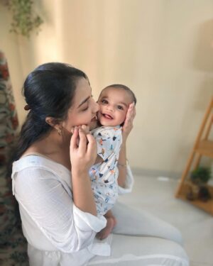 Akshita Mudgal Instagram - Holi 2025♥️🌈

Ps- This holi, my nephew was the first one to put color on me.🧿🫶