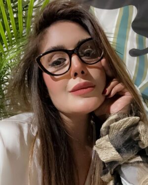Aleezay Rasul Instagram - No One ☝️is You That Is Your Power 🧿💛

#bestlife #love #happy #lifestyle #motivation #instagood #life #travel #photography #family #happiness #instagram #selflove #goodvibes #best #summer #like #picoftheday #inspiration #friends #wellness #follow #goals #o